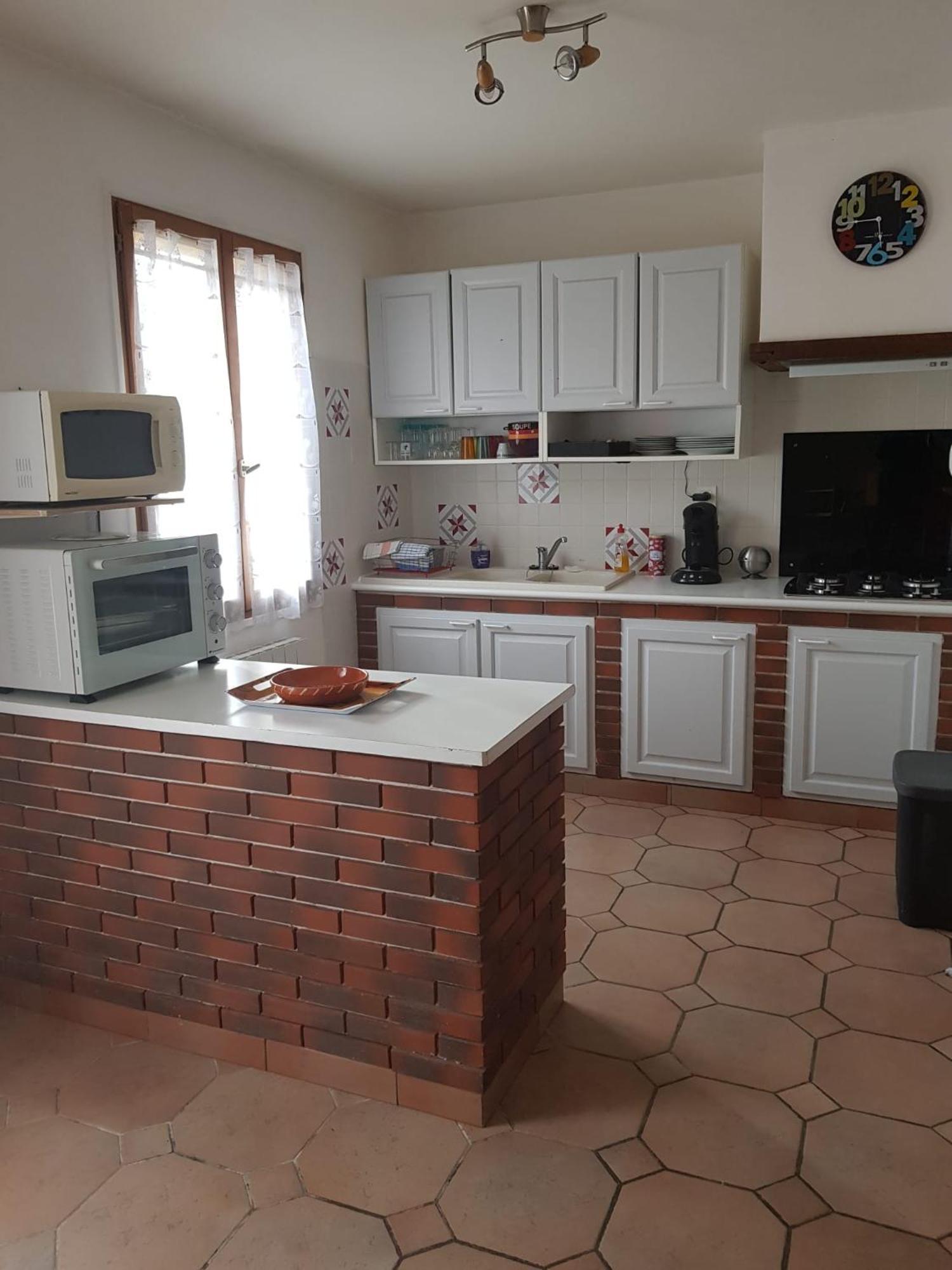 Maison Dans Un Village Calme Holiday home Carla-de-Roquefort